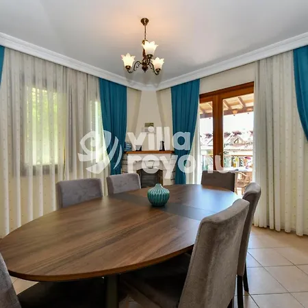 Perdikia - 4 Bedroom Holiday For Rent In Βίλα