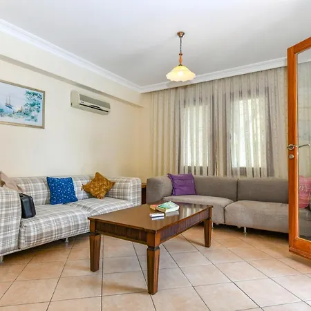 Perdikia - 4 Bedroom Holiday For Rent In Βίλα